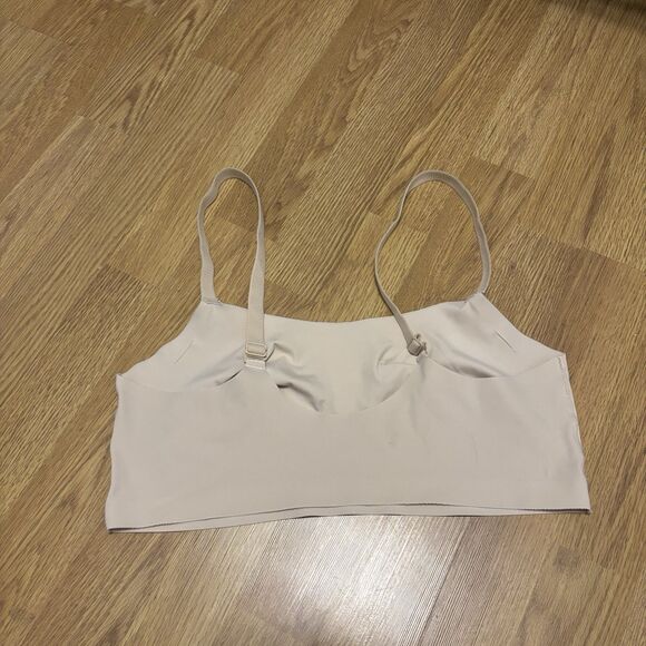 Lot Of 2‎ Carole Hochman XL Seamless Bra Pullover Lightweight Nude Black - Picture 5 of 5